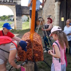 Girafe, pendant la fête humgwévaque en 2023